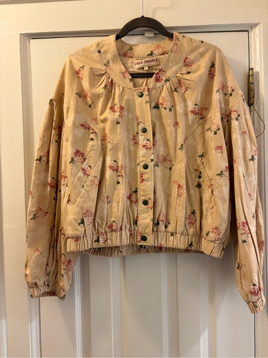 Free People Jackets & Blazers - Free People Rory Floral Snap-Front Bomber Jacket